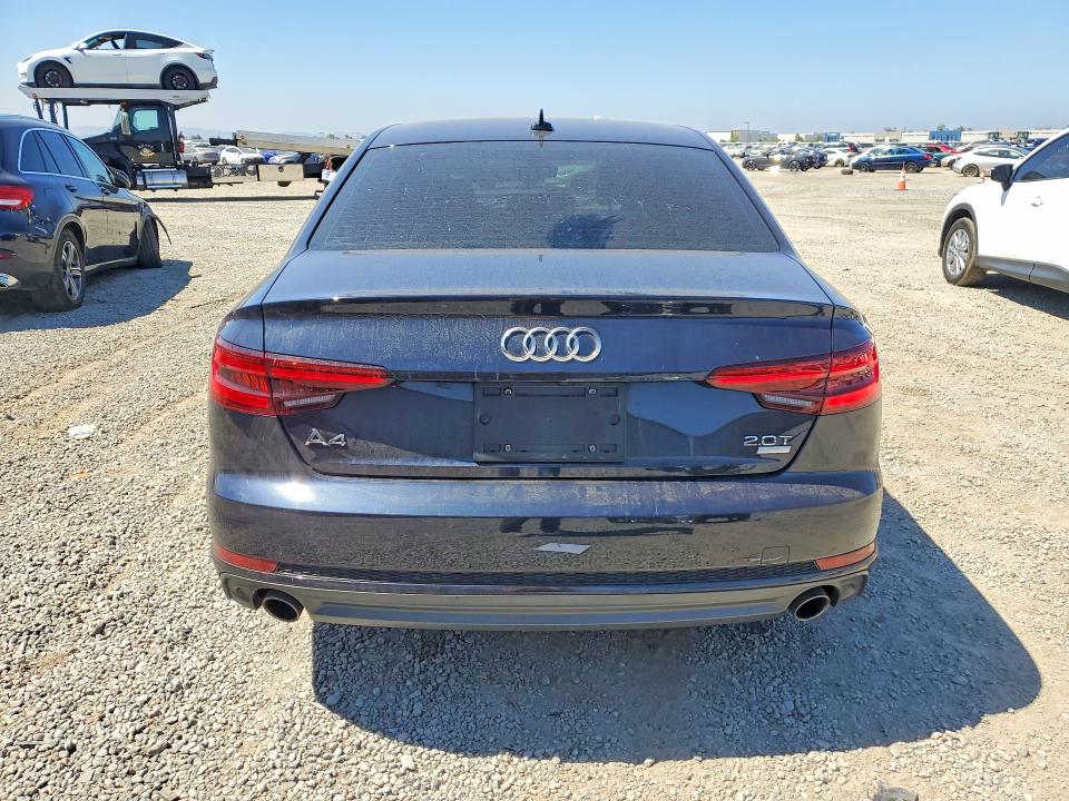 48771976 :رقم المزاد ، WAUKMAF41JA216025 vin ، 2018 Audi A4 مزاد بيع