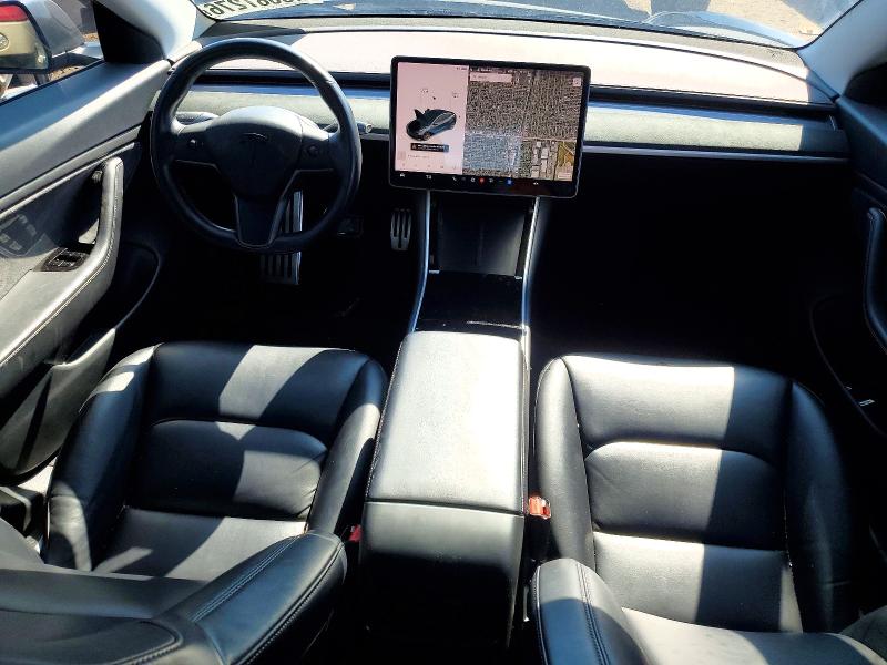 48687276 :رقم المزاد ، 5YJ3E1EB9JF066662 vin ، 2018 Tesla Model 3 مزاد بيع