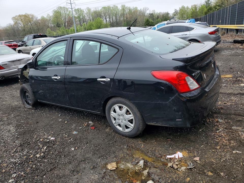 48604216 :رقم المزاد ، 3N1CN7AP2KL835710 vin ، 2019 Nissan Versa مزاد بيع