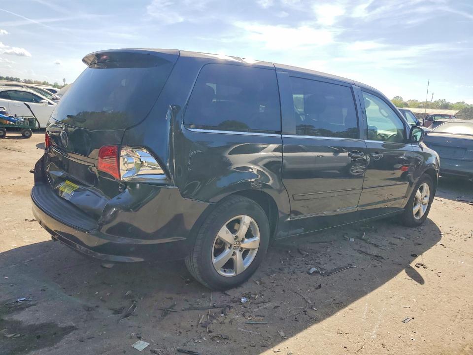 47513446 :رقم المزاد ، 2V4RW3D16AR184545 vin ، 2010 Volkswagen Routan S مزاد بيع