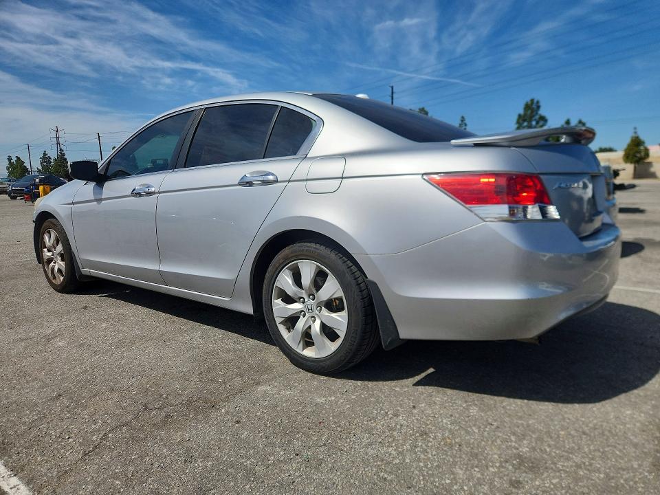 51177036 :رقم المزاد ، 1HGCP36888A071204 vin ، 2008 Honda Accord مزاد بيع