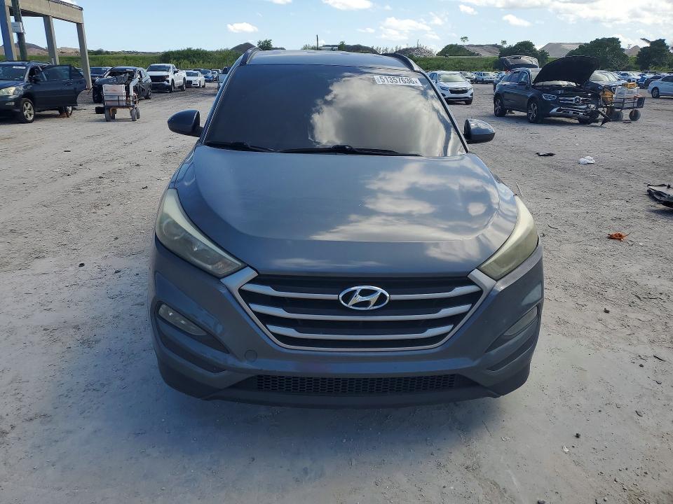 2017 Hyundai Tucson მანქანა იყიდება აუქციონზე, vin: KM8J33A42HU276842, აუქციონის ნომერი: 51357636