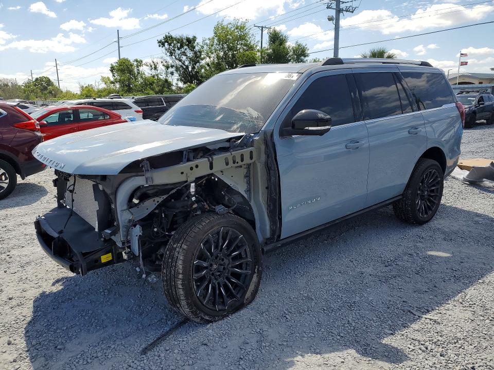 Продажа на аукционе авто 2025 Ford Expedition, vin: 1FMJU1M89SEA73920, номер лота: 50592606