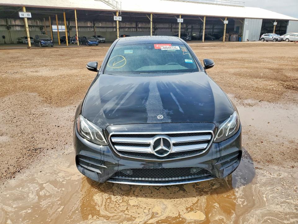 48849726 :رقم المزاد ، WDDZF6JB6LA755263 vin ، 2020 Mercedes-benz E مزاد بيع