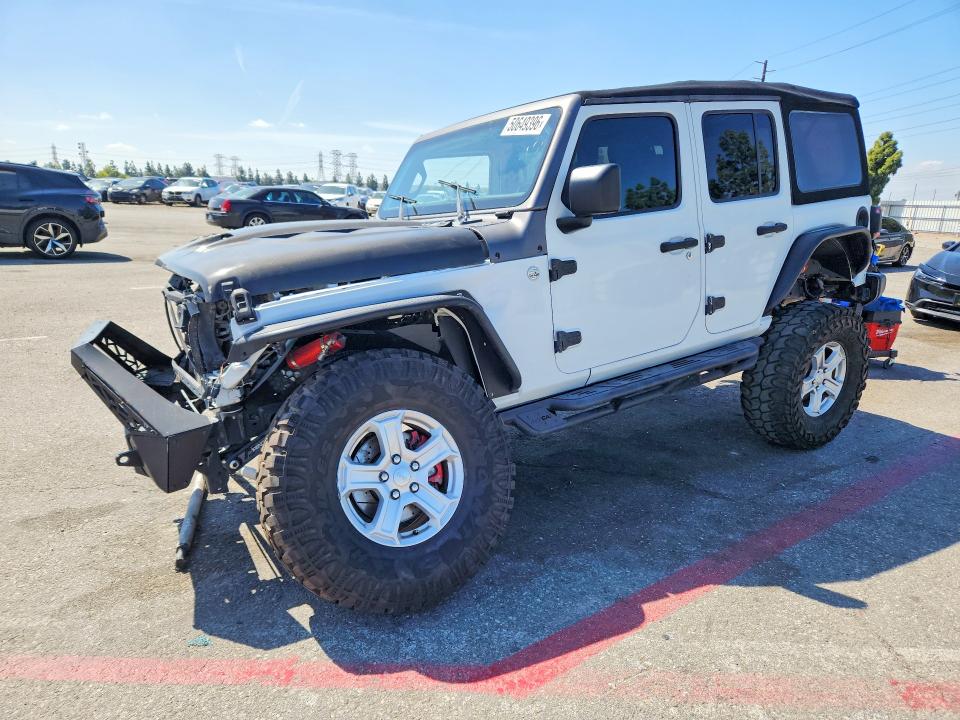50649396 :رقم المزاد ، 1C4HJXDG4JW252168 vin ، 2018 Jeep Wrangler Unlimited مزاد بيع