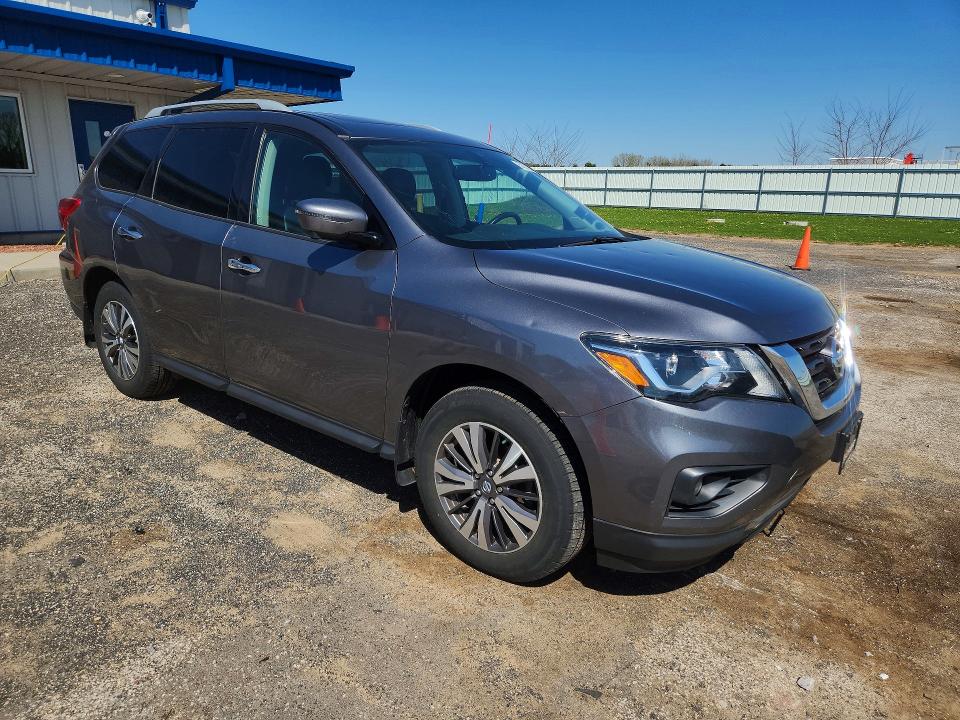 Продаж на аукціоні авто 2017 Nissan Pathfinder, vin: 5N1DR2MM8HC910159, номер лоту: 50701046