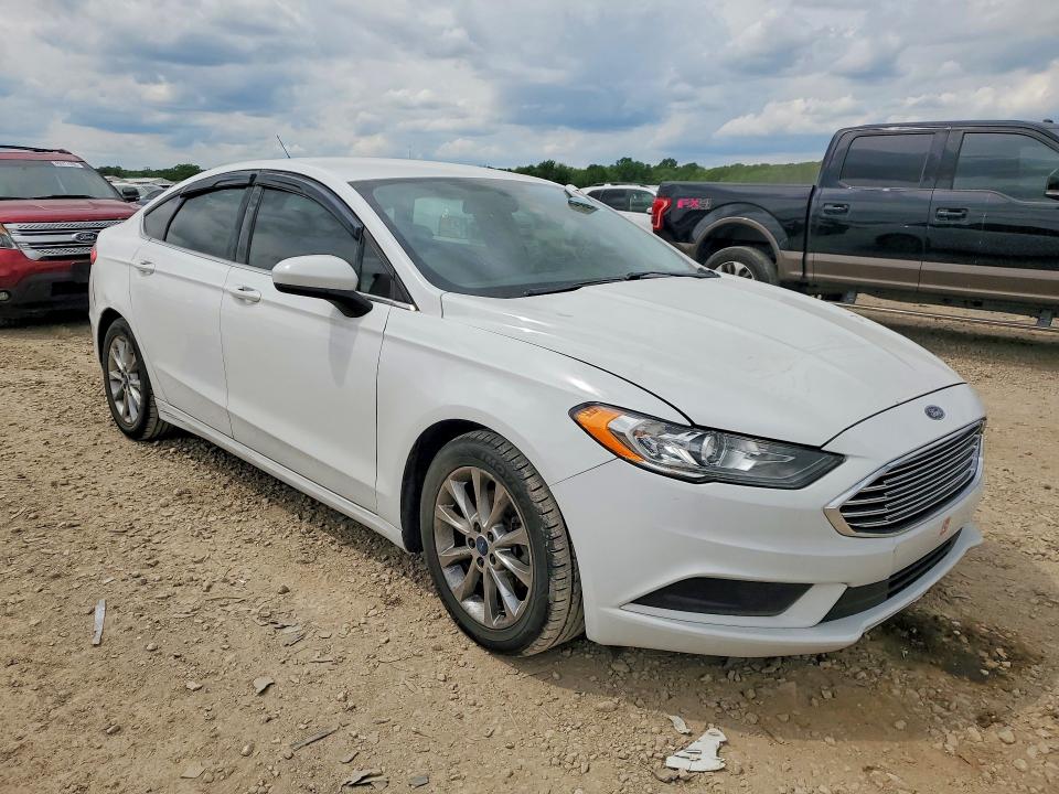 52154456 :رقم المزاد ، 3FA6P0H79HR226241 vin ، 2017 Ford Fusion مزاد بيع