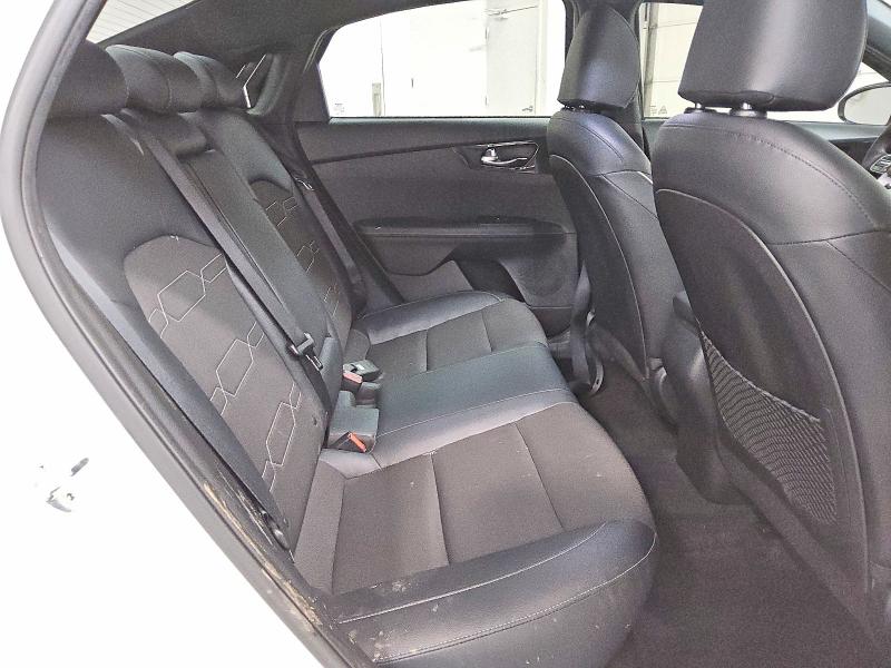 50218516 :رقم المزاد ، 3KPF54AD1PE540155 vin ، 2023 Kia Forte مزاد بيع