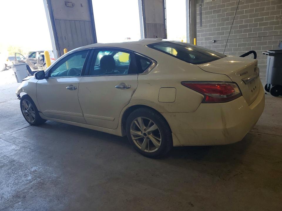 2015 Nissan Altima მანქანა იყიდება აუქციონზე, vin: 1N4AL3AP4FN871199, აუქციონის ნომერი: 54150676