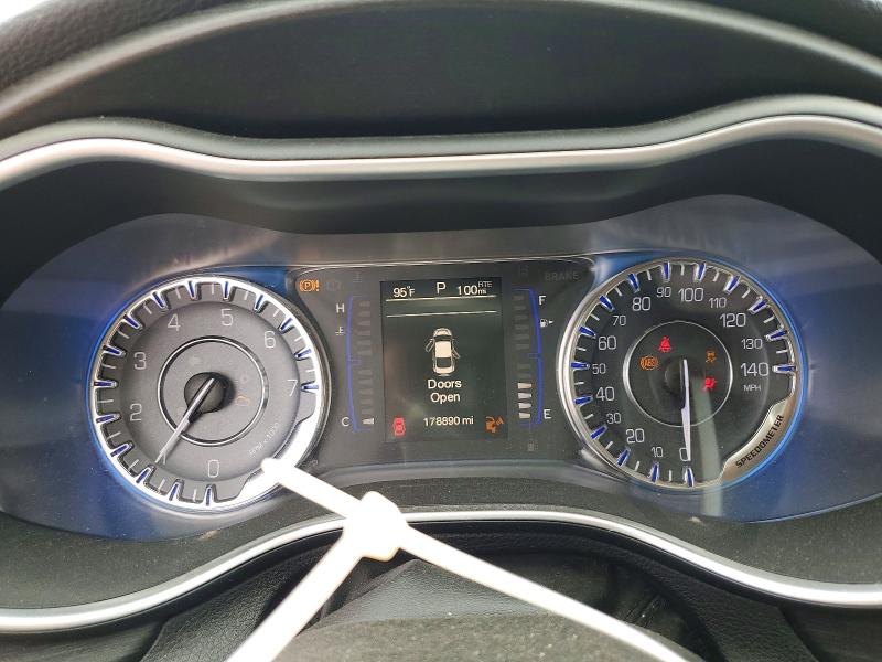 50354566 :رقم المزاد ، 1C3CCCAB9FN651603 vin ، 2015 Chrysler 200 مزاد بيع