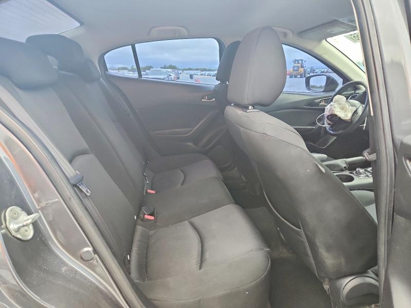 48961456 :رقم المزاد ، 3MZBM1U71FM172888 vin ، 2015 Mazda 3 مزاد بيع