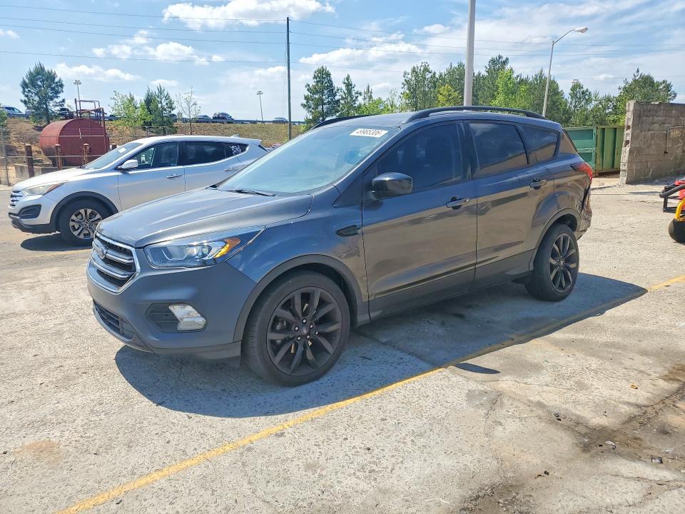 2019 Ford Escape მანქანა იყიდება აუქციონზე, vin: 1FMCU0GD2KUB64027, აუქციონის ნომერი: 49985306