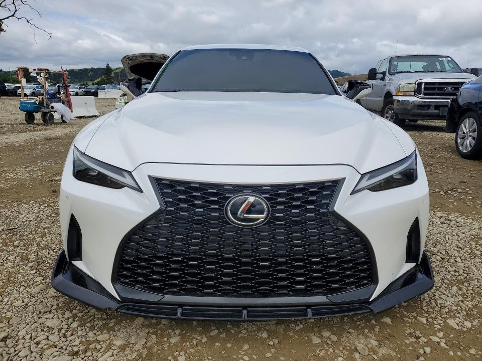 Продаж на аукціоні авто 2022 Lexus Is, vin: JTHDA1D26N5119454, номер лоту: 50993696