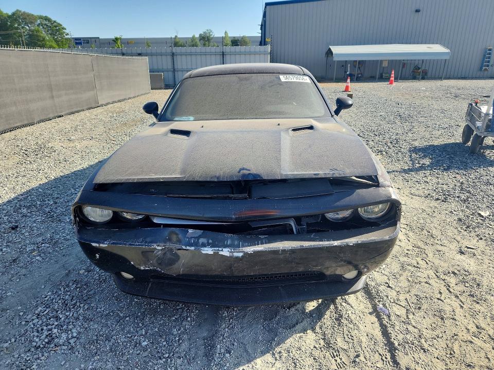 50579056 :رقم المزاد ، 2B3CJ4DG1BH605010 vin ، 2011 Dodge Challenger مزاد بيع