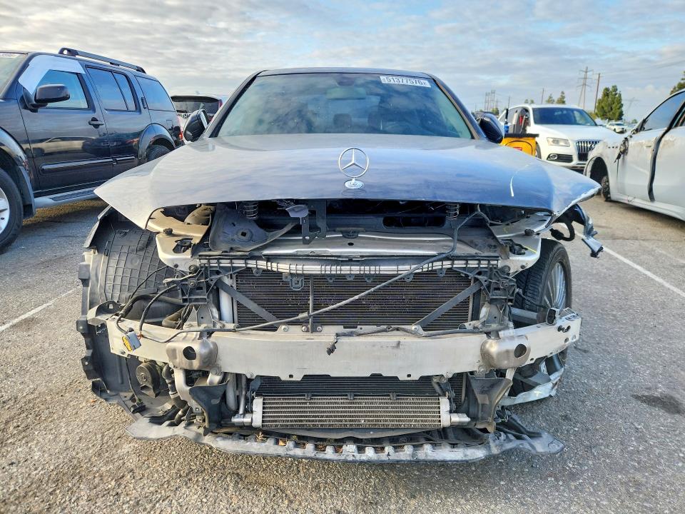 51377576 :رقم المزاد ، 55SWF4KB1FU027733 vin ، 2015 Mercedes-benz C مزاد بيع