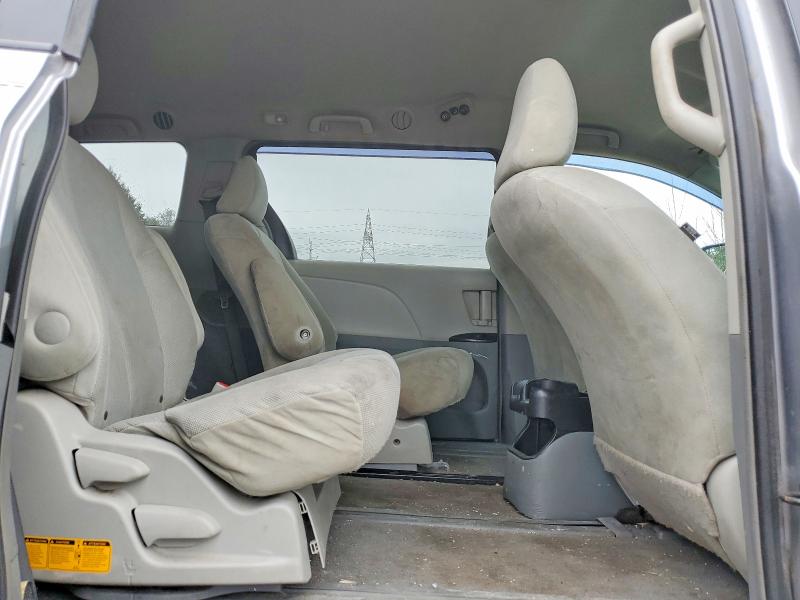 Продаж на аукціоні авто 2011 Toyota Sienna, vin: 5TDZK3DC4BS028598, номер лоту: 50274736