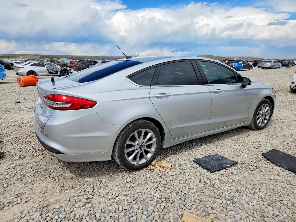 Продажа на аукционе авто 2017 Ford Fusion, vin: 3FA6P0H75HR330371, номер лота: 49776416