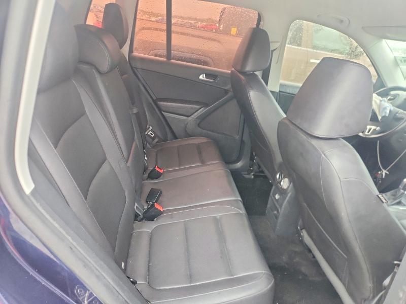 2016 Volkswagen Tiguan მანქანა იყიდება აუქციონზე, vin: WVGAV7AX1GW612981, აუქციონის ნომერი: 51704466
