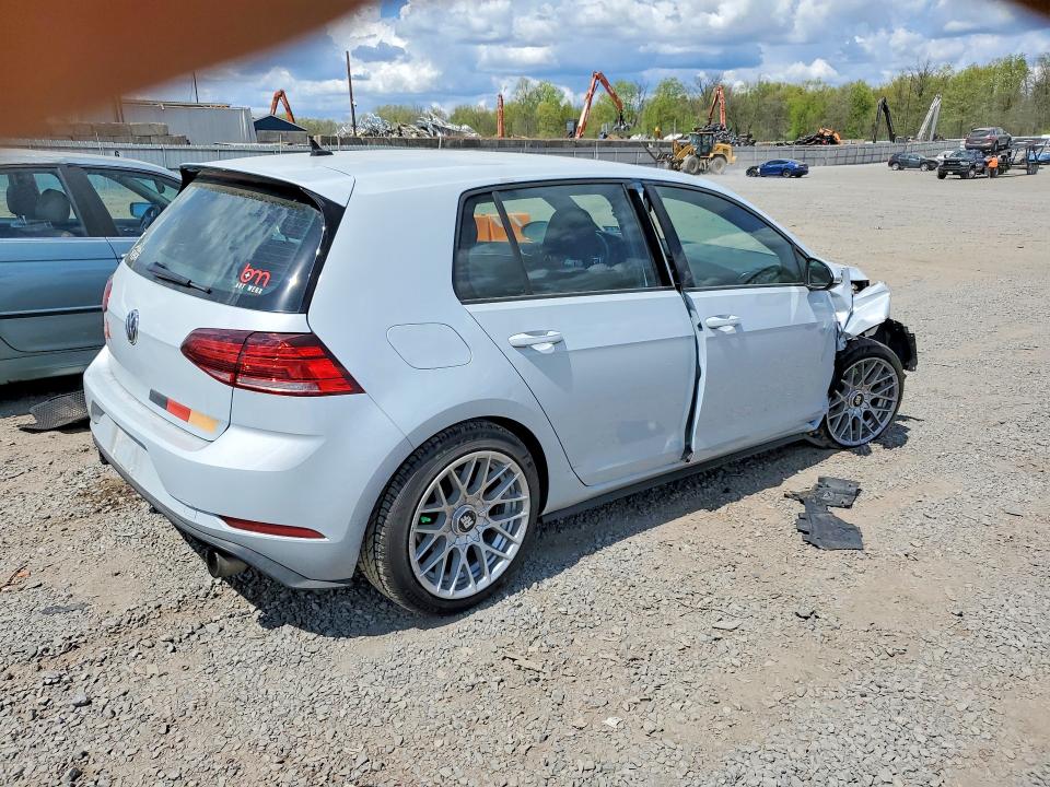 49972476 :رقم المزاد ، 3VW447AU8JM259606 vin ، 2018 Volkswagen Gti مزاد بيع