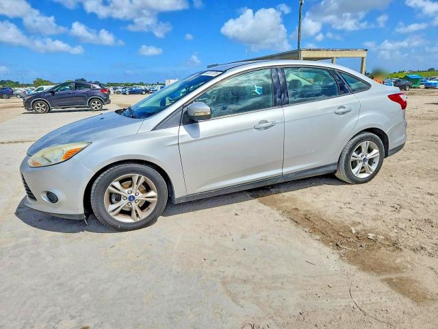 2014 Ford Focus მანქანა იყიდება აუქციონზე, vin: 1FADP3F24EL455064, აუქციონის ნომერი: 48301756