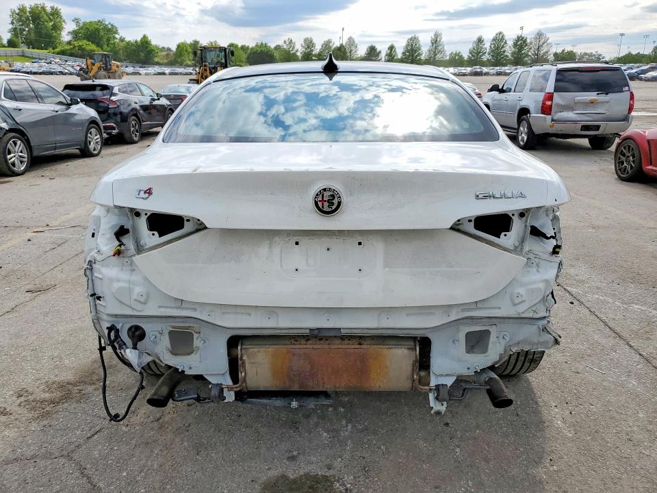 2024 Alfa Romeo Giulia მანქანა იყიდება აუქციონზე, vin: ZARFANBN2R7687876, აუქციონის ნომერი: 51795636