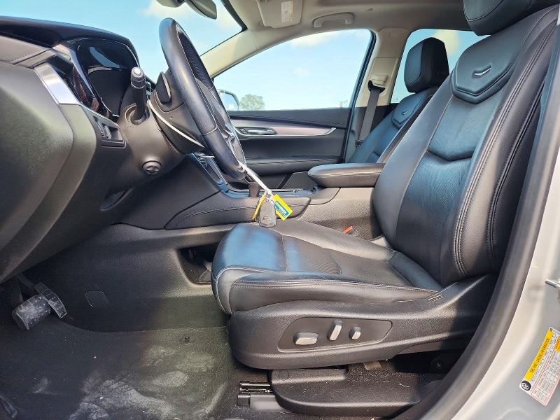 48063616 :رقم المزاد ، 1GYKNFRS4KZ242056 vin ، 2019 Cadillac Xt5 مزاد بيع