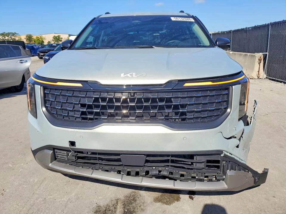 Продаж на аукціоні авто 2025 Kia Carnival, vin: KNDNE5K34S6453663, номер лоту: 50132686