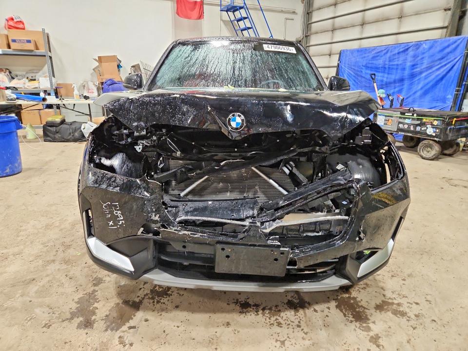 47906936 :رقم المزاد ، WBX73EF03S5318200 vin ، 2025 Bmw X1 مزاد بيع