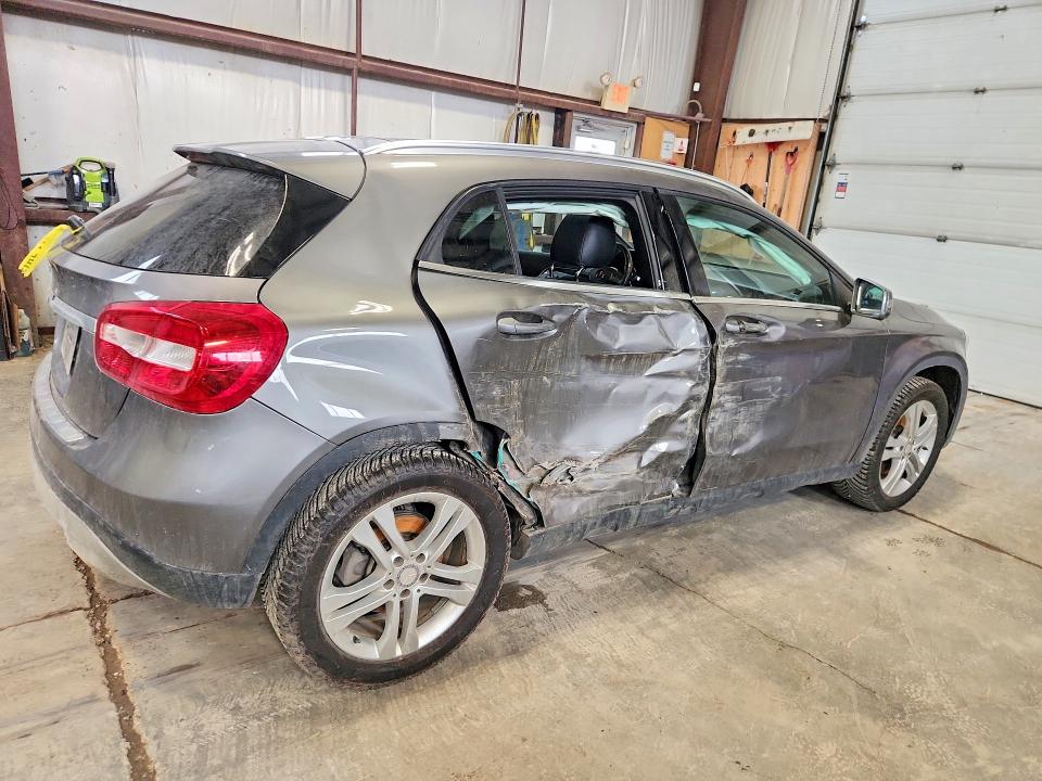 47172316 :رقم المزاد ، WDCTG4GB9FJ064476 vin ، 2015 Mercedes-benz Truck Gla250 4dr Awd مزاد بيع