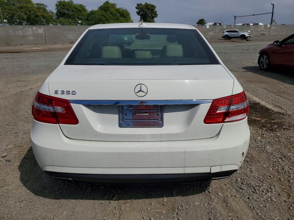 Продажа на аукционе авто 2011 Mercedes-benz E, vin: WDDHF5GB1BA475889, номер лота: 51893996