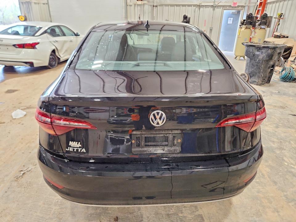51715996 :رقم المزاد ، 3VWC57BU1KM058400 vin ، 2019 Volkswagen Jetta مزاد بيع