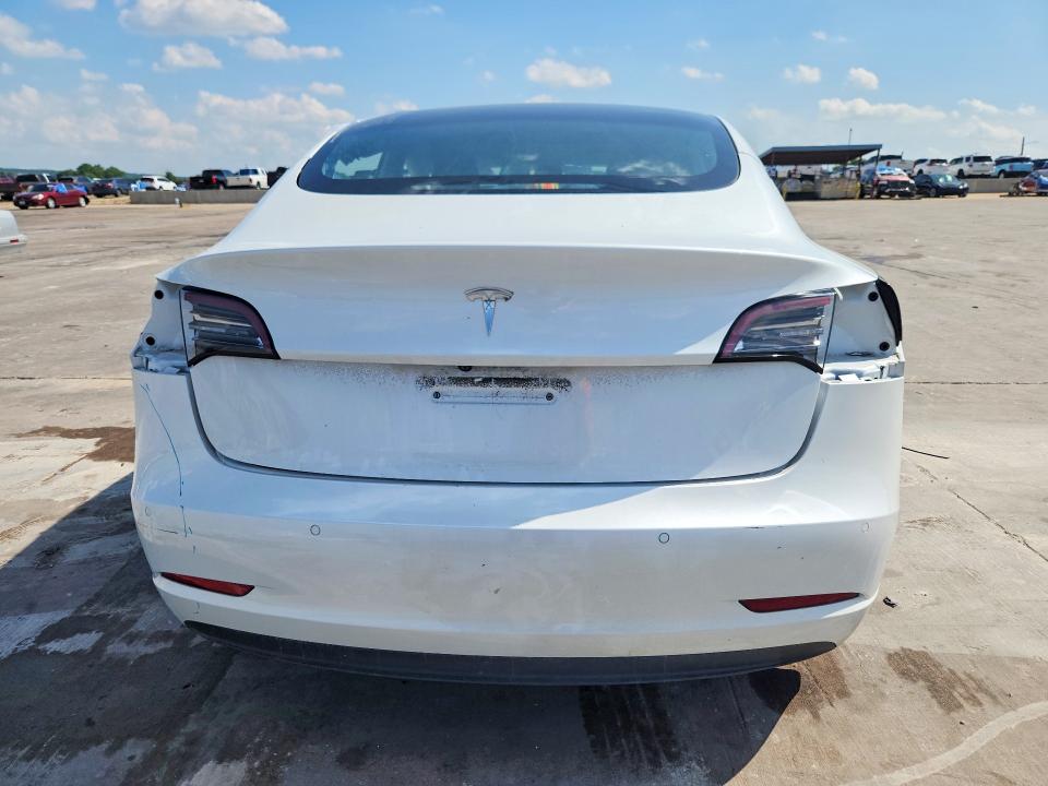 Продаж на аукціоні авто 2021 Tesla Model 3, vin: 5YJ3E1EA5MF053693, номер лоту: 51019496