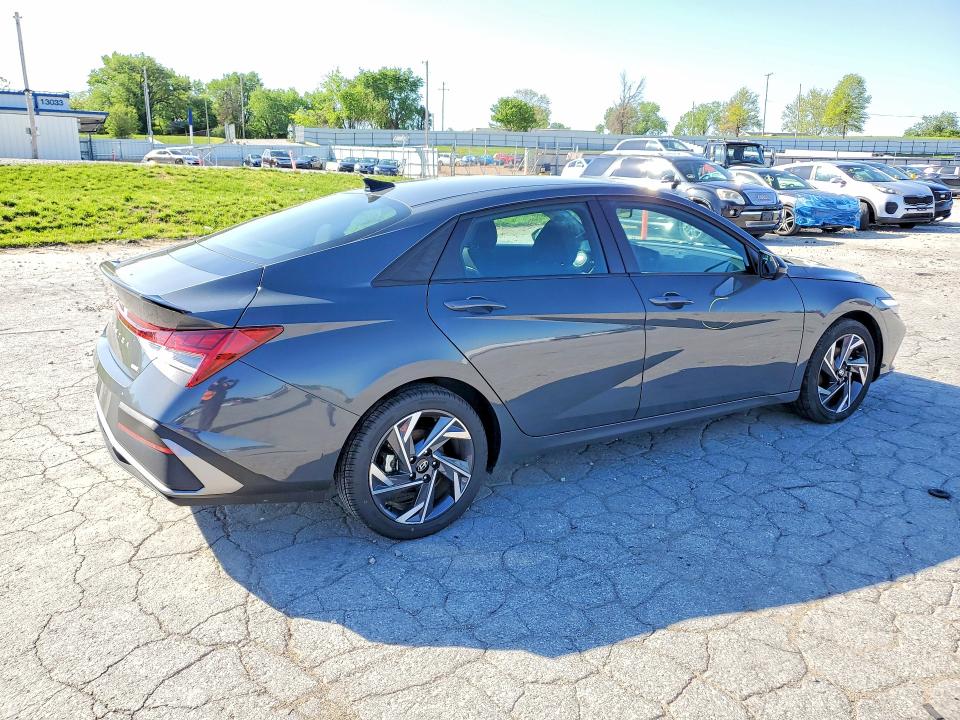2025 Hyundai Elantra Hybrid მანქანა იყიდება აუქციონზე, vin: KMHLM4DJ7SU161156, აუქციონის ნომერი: 50401236
