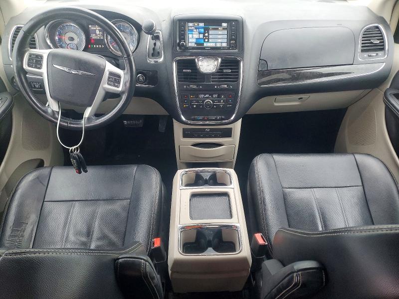 49924316 :رقم المزاد ، 2C4RC1CG0FR574450 vin ، 2015 Chrysler Town & Country مزاد بيع