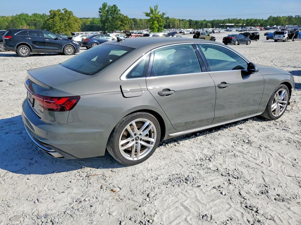 49023396 :رقم المزاد ، WAUEAAF4XPN009897 vin ، 2023 Audi A4 مزاد بيع