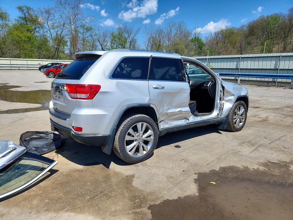 2011 Jeep Grand Cherokee მანქანა იყიდება აუქციონზე, vin: 1J4RR4GG6BC675676, აუქციონის ნომერი: 50708406