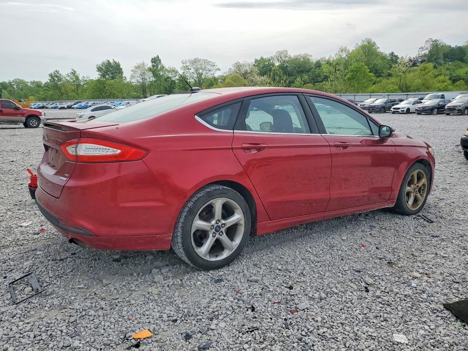 51370726 :رقم المزاد ، 3FA6P0HD9FR135814 vin ، 2015 Ford Fusion مزاد بيع