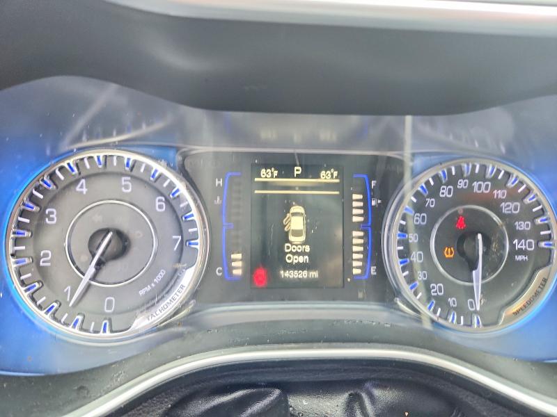 49667646 :رقم المزاد ، 1C3CCCAB0GN182340 vin ، 2016 Chrysler 200 مزاد بيع