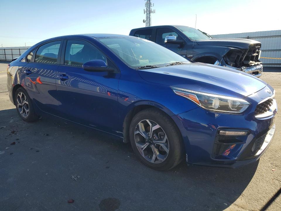 49421216 :رقم المزاد ، 3KPF24AD1LE243924 vin ، 2020 Kia Forte مزاد بيع