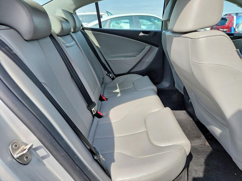 48719896 :رقم المزاد ، WVWJM7ANXAE154392 vin ، 2010 Volkswagen Passat مزاد بيع