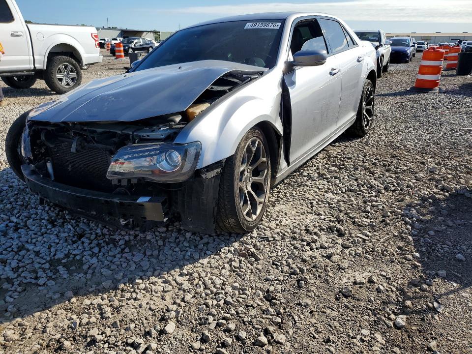Продажа на аукционе авто 2015 Chrysler 300, vin: 2C3CCABT9FH887270, номер лота: 49159676