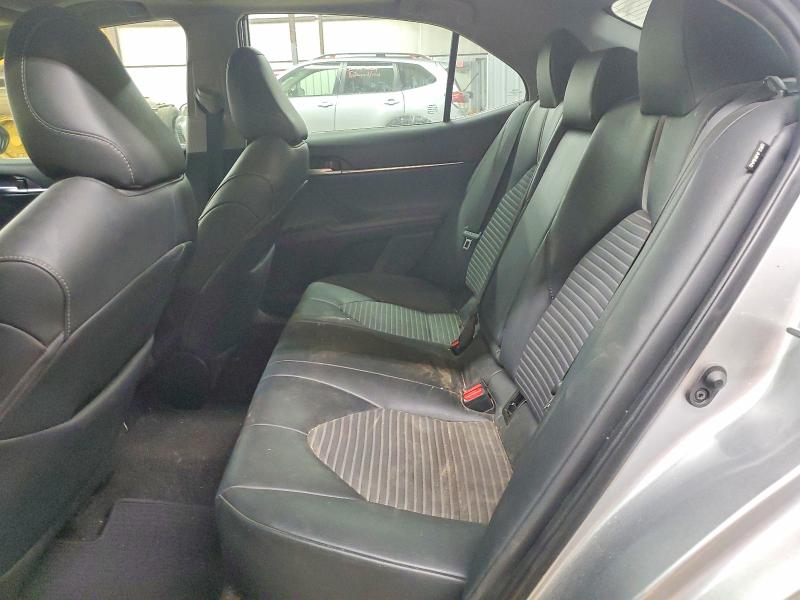 49708226 :رقم المزاد ، 4T1B11HK3KU785347 vin ، 2019 Toyota Camry مزاد بيع