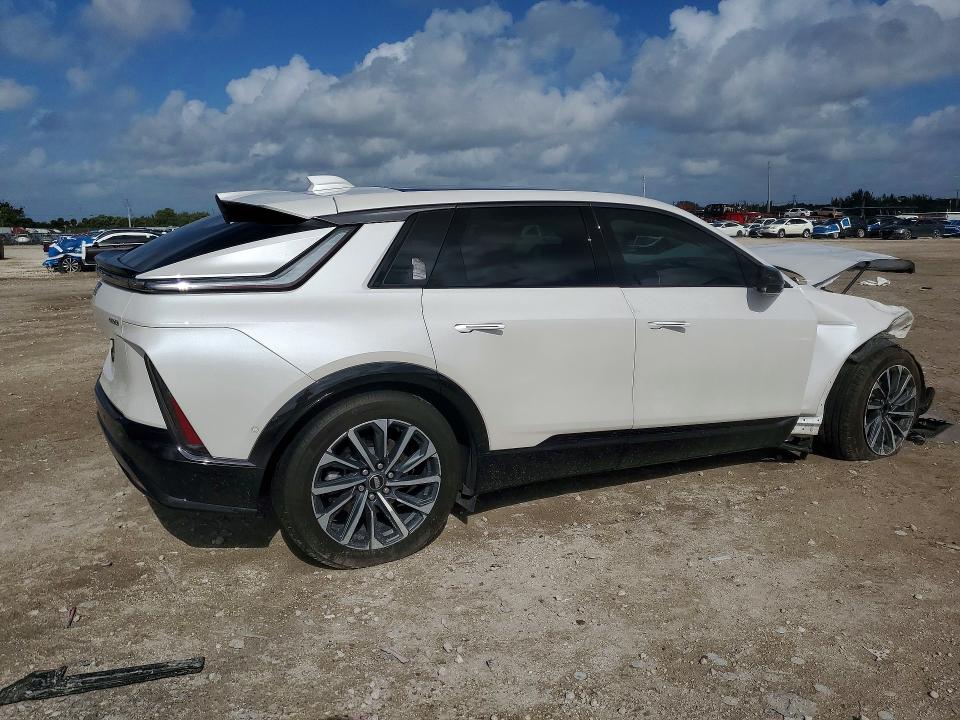 2024 Cadillac Lyriq მანქანა იყიდება აუქციონზე, vin: 1GYKPWRK5RZ121394, აუქციონის ნომერი: 48441586