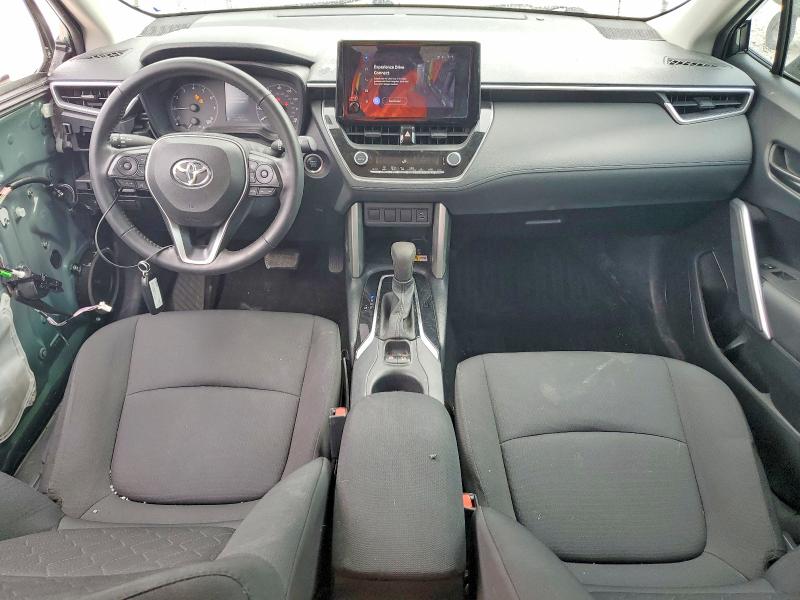 48443856 :رقم المزاد ، 7MUCAAAG8PV038004 vin ، 2023 Toyota Corolla Cross مزاد بيع
