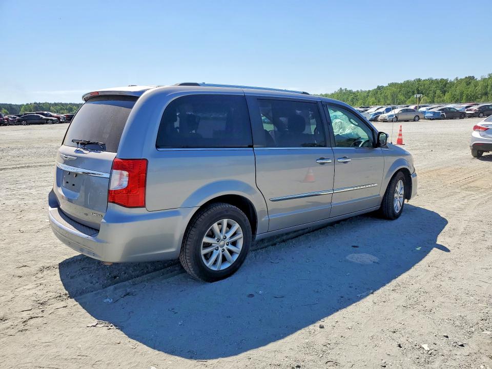 49999576 :رقم المزاد ، 2C4RC1GGXFR708861 vin ، 2015 Chrysler Town & Country مزاد بيع