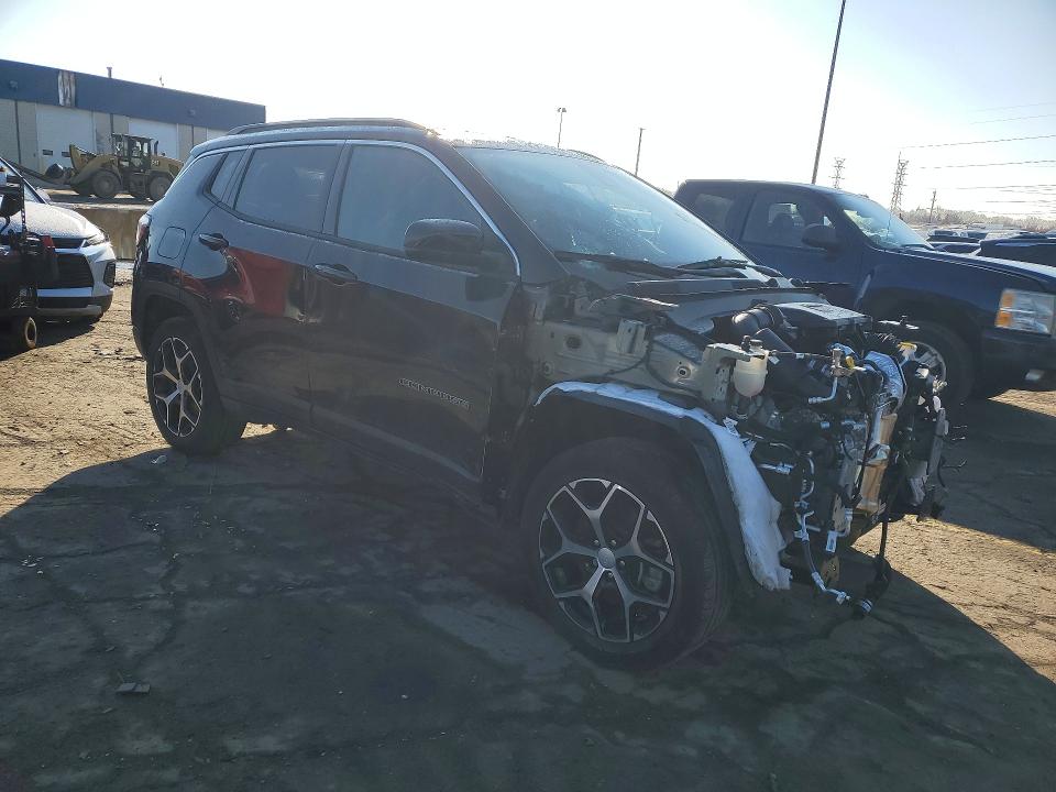 48680796 :رقم المزاد ، 3C4NJDCN4RT151540 vin ، 2024 Jeep Compass مزاد بيع