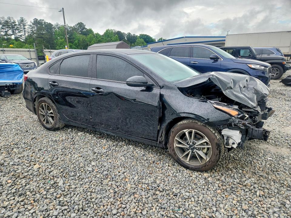 2023 Kia Forte მანქანა იყიდება აუქციონზე, vin: 3KPF24AD5PE627985, აუქციონის ნომერი: 51244246
