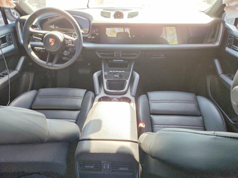 49426486 :رقم المزاد ، WP1BA2AY6RDA54574 vin ، 2024 Porsche Cayenne مزاد بيع