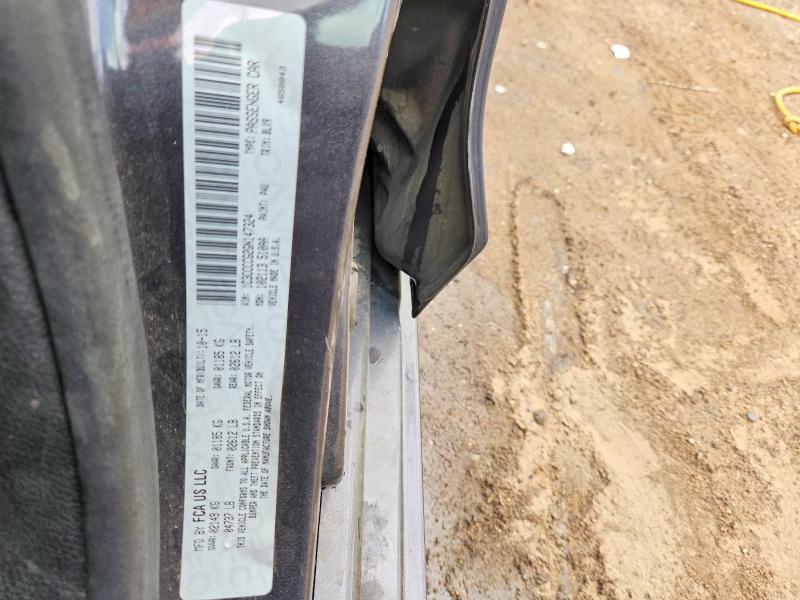 48794726 :رقم المزاد ، 1C3CCCCG2GN147324 vin ، 2016 Chrysler 200 مزاد بيع