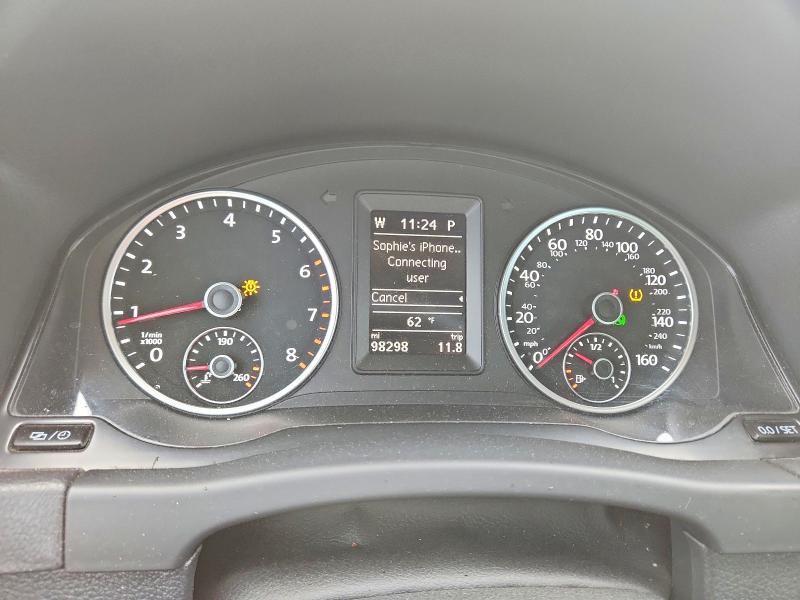 2015 Volkswagen Tiguan მანქანა იყიდება აუქციონზე, vin: WVGAV7AX8FW598611, აუქციონის ნომერი: 52057156